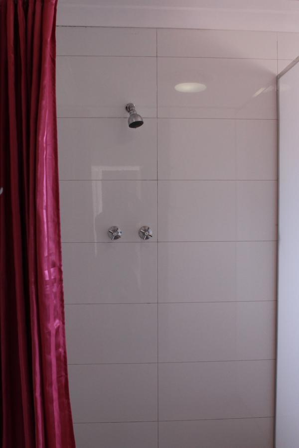 Haus Accommodation - Note - Valid Passport Required To Check-In Perth Kültér fotó